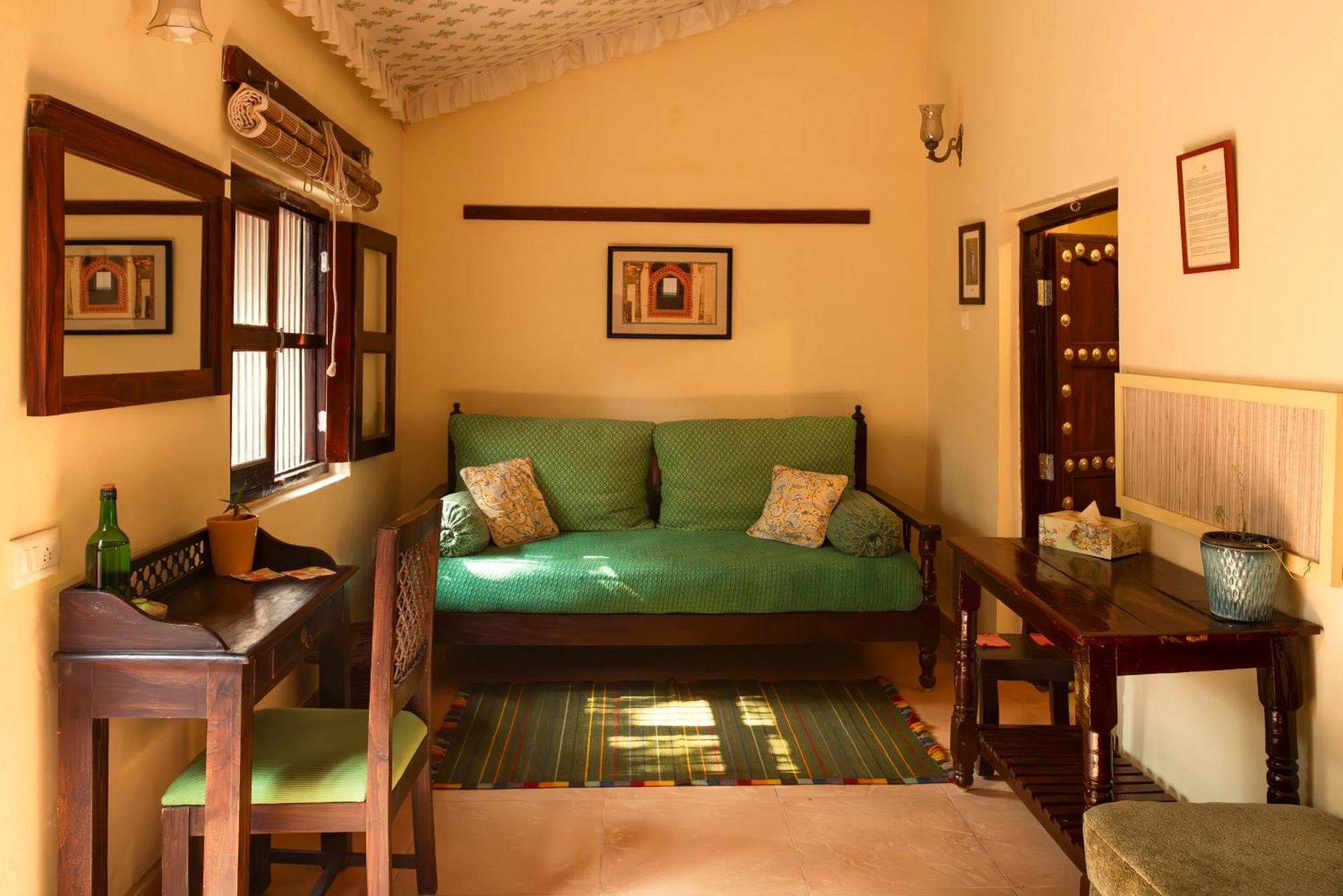 Mela Kothi - The Chambal Safari Lodge Bāh Екстериор снимка