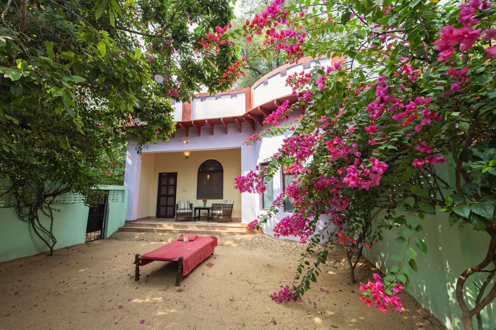Mela Kothi - The Chambal Safari Lodge Bāh Екстериор снимка