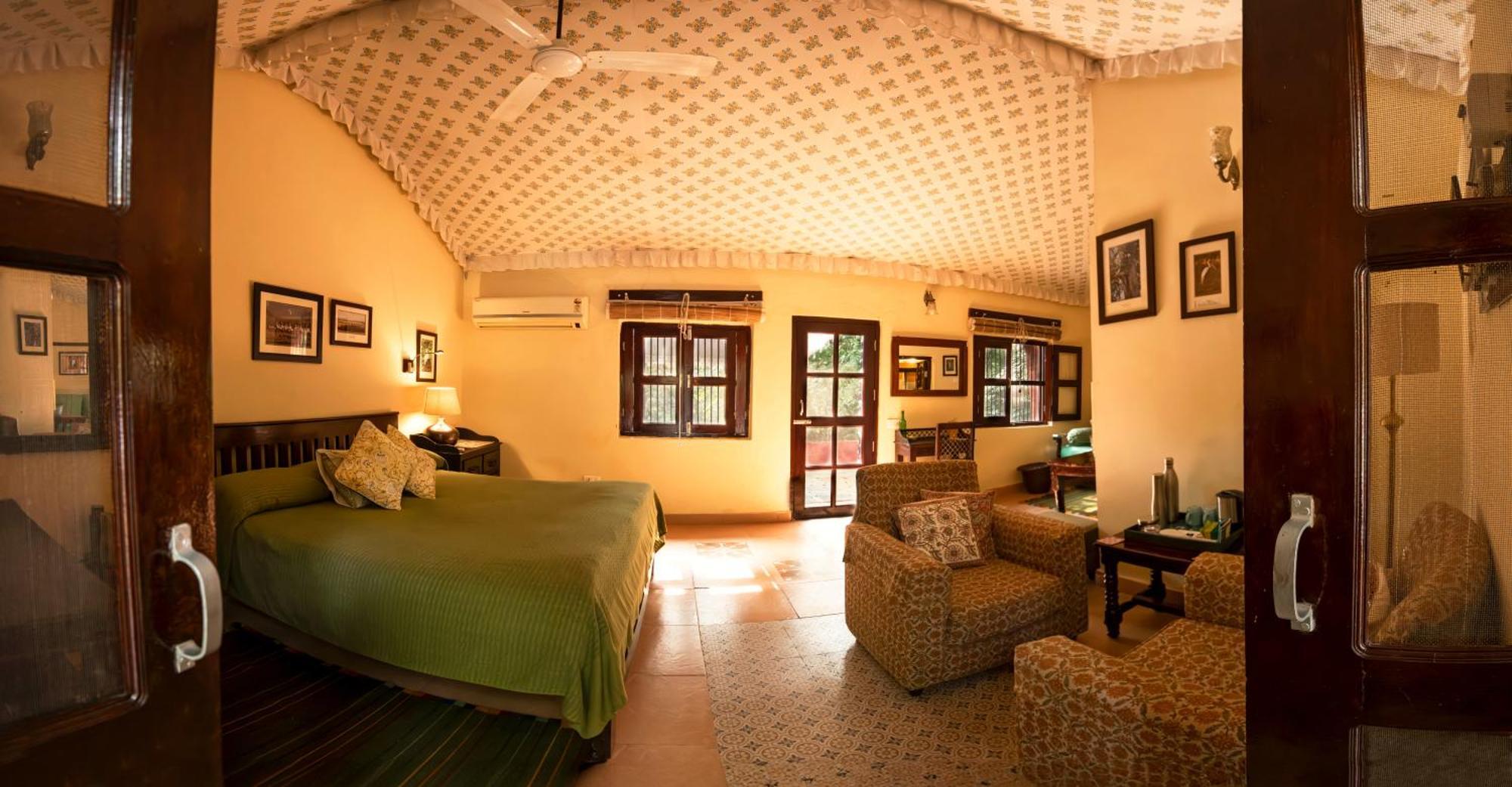 Mela Kothi - The Chambal Safari Lodge Bāh Екстериор снимка